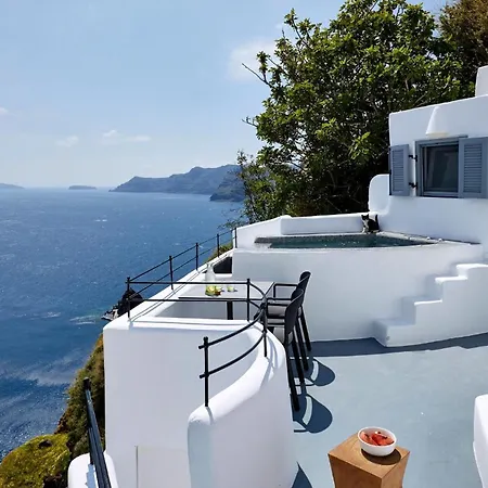 Deluxe 1 Bedroom Cave Outdoor Hot Tub Santorini 伊亚