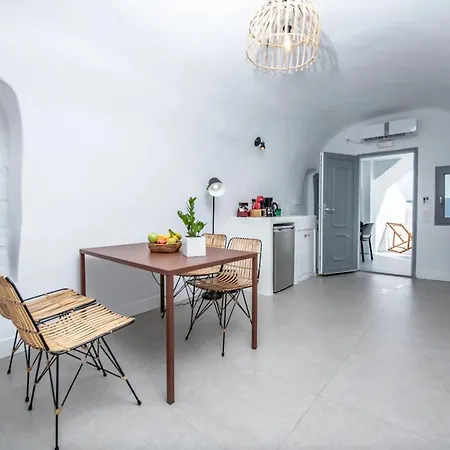 Deluxe 1 Bedroom Cave Outdoor Hot Tub Santorini 别墅 伊亚