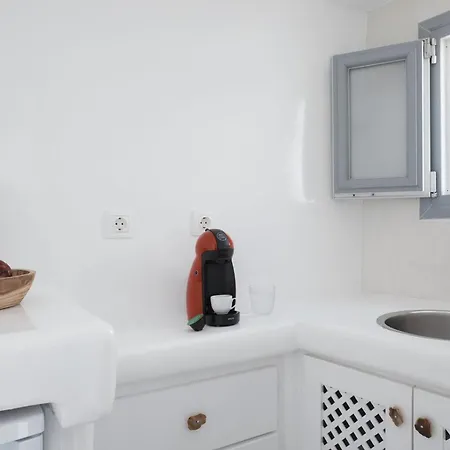 Deluxe 1 Bedroom Cave Outdoor Hot Tub Santorini Villa Oia